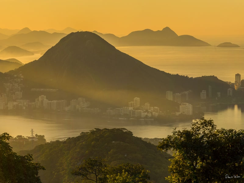 PRIMEIROS RAIOS, RIO DE JANEIRO - DÍPTICO 02
