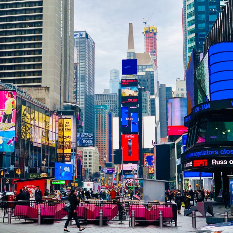 TIMES SQUARE COLORS