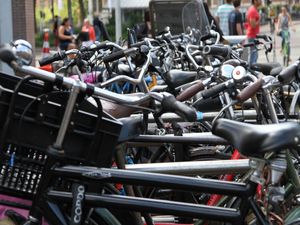 BICICLETAS EM AMSTERDAM HOLANDA