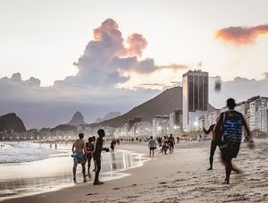 JOGO DE ALTINHO NO LEME
