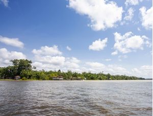 MARGEM E ILHA DO COMBÚ