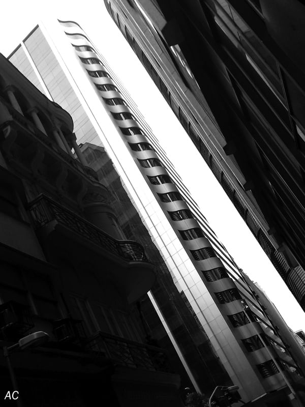 O CONTRASTE IV