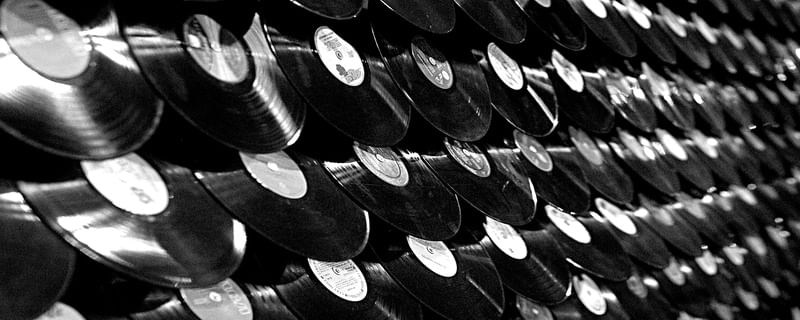 DISCOS & DISCOTECA