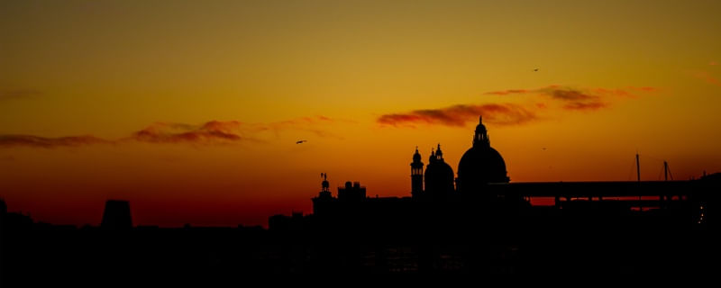 PÔR DO SOL EM VENEZA