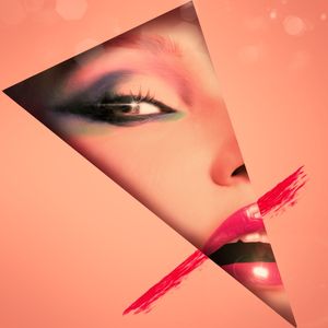 LIPSTICK SMEAR
