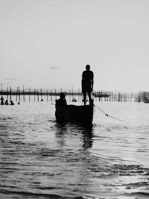 PESCA NO PÔR DO SOL