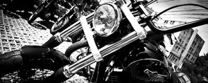 HARLEY-DAVDISON BLACK