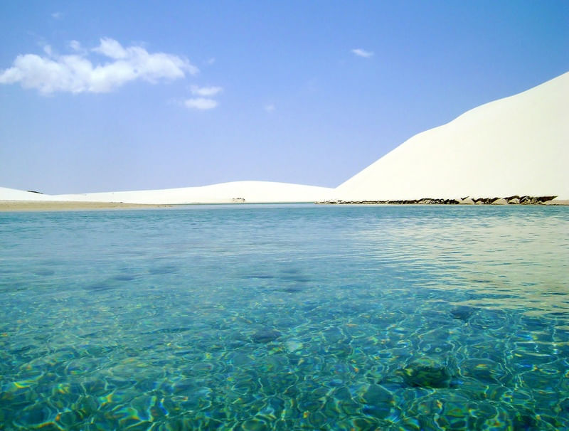 LAGOA DA PAZ NOS LENÇÓIS MARANHENSES