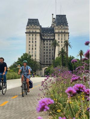 LIVRES PEDALANDO