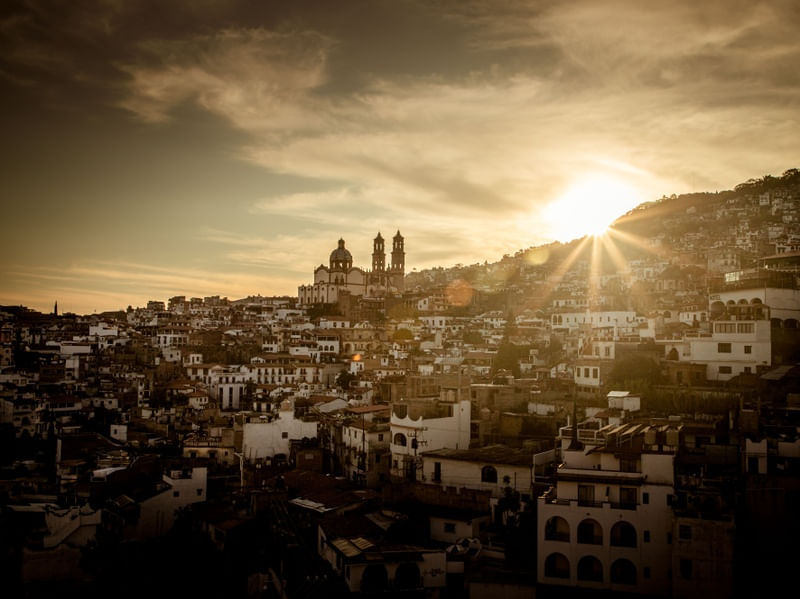 ATARDECER EN TAXCO