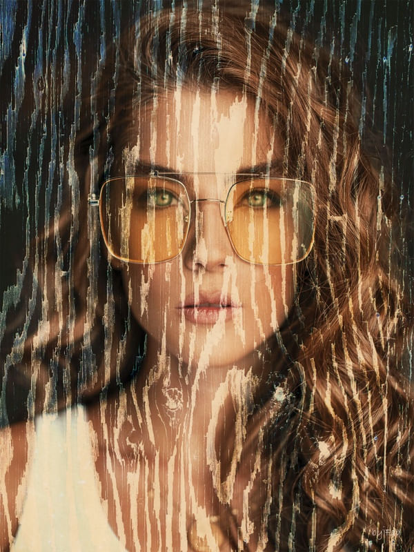WOOD LINES ON SHE