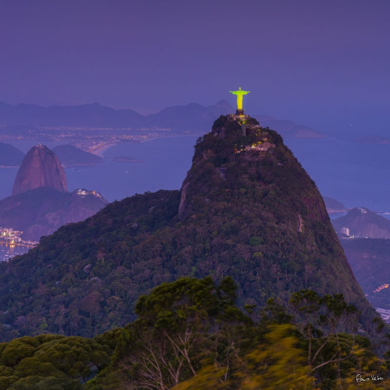 ANOITECER LILÁS NO RIO - DÍPTICO QUADRADO 02