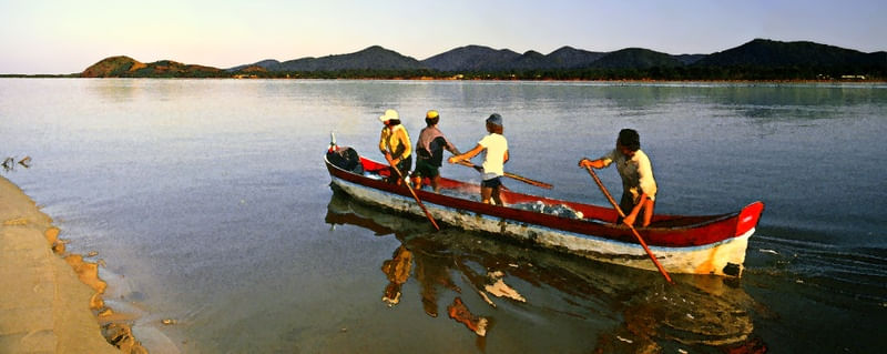 PESCADORES NA CANOA PANORÂMICA