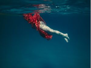 RED DRESS TALES BIG