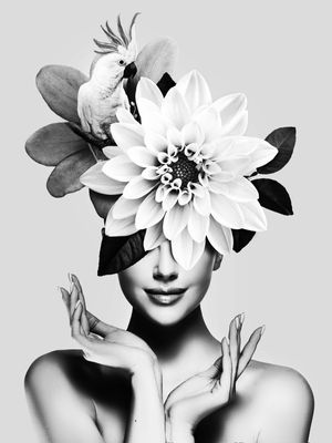 MULHER EM FLORES XV