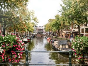 AMSTERDAM, CANAL.