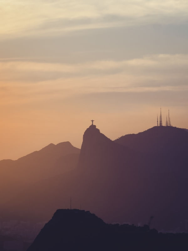 DE NITERÓI AO CRISTO