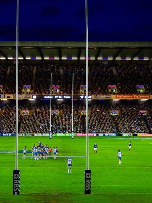 NO JOGO DE RUGBY
