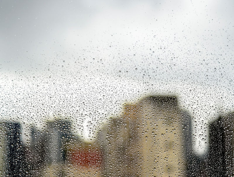 CHUVA NA JANELA EM BH