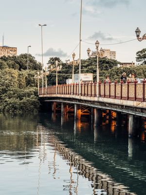 PONTE VELHA E O RIO CAPIBARIBE