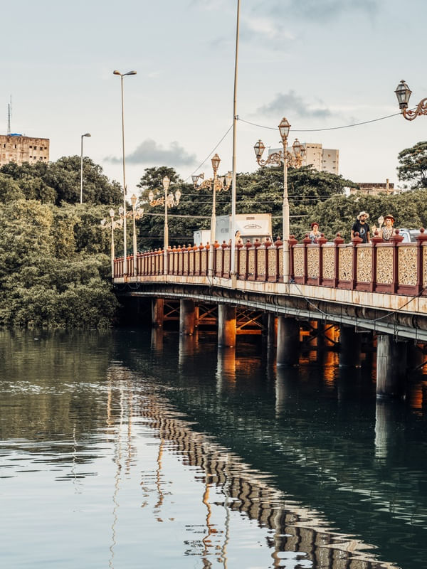 PONTE VELHA E O RIO CAPIBARIBE