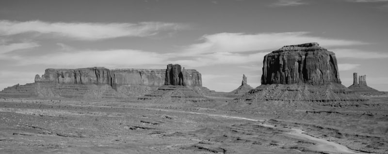 MONUMENT VALLEY PAN PB