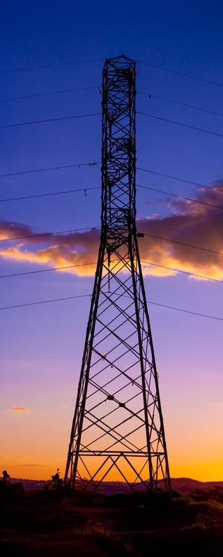 POSTE DE ALTA TENSÃO