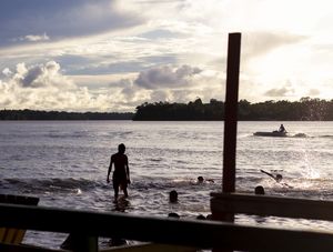 VERÃO NO RIO-MAR I