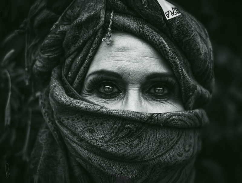 LES YEUX SINCÈRES