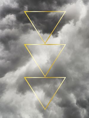 NUVEM E TRIANGULO
