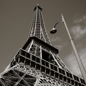 TORRE EIFFEL, SÍMBOLO DE PARIS II