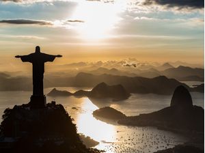 ACIMA DE TUDO