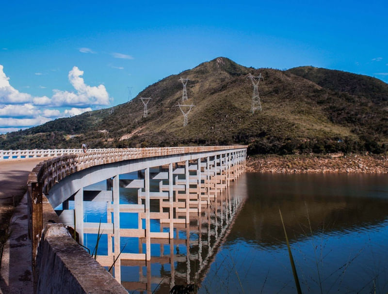 PONTE DE CARMOS DO RIO CLARO