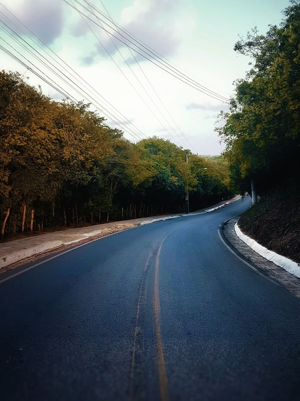 NA ESTRADA DA PRAIA DA PIPA
