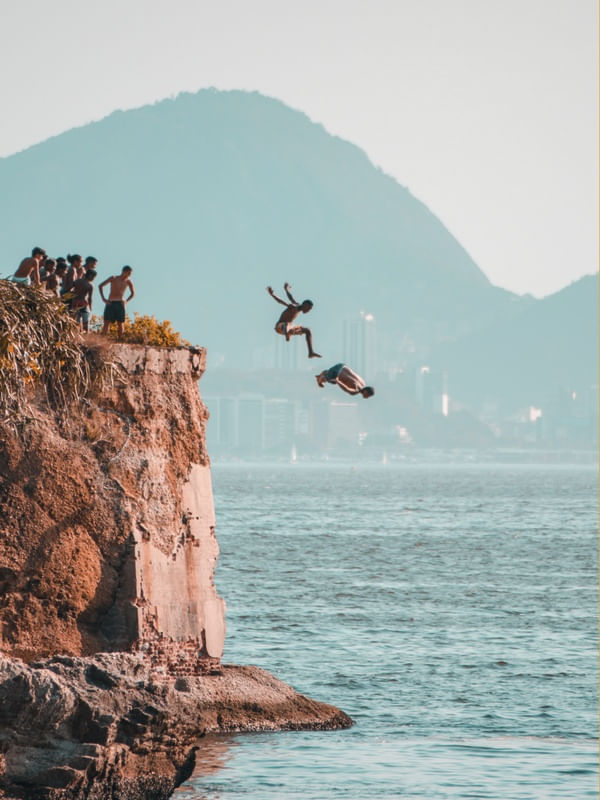 LIBERDADE AO MAR