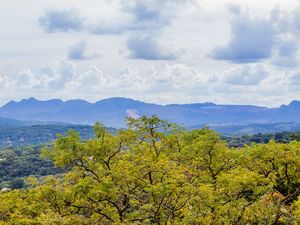 MONTANHAS DE MINAS AZUL