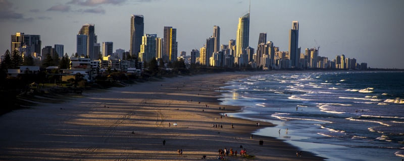 AUSTRALIA SURFERS PARADISE SUNSET