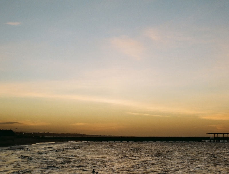POR DO SOL NA PRAIA DE IRACEMA