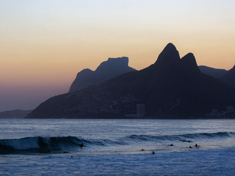 ANOITECENDO EM IPANEMA II