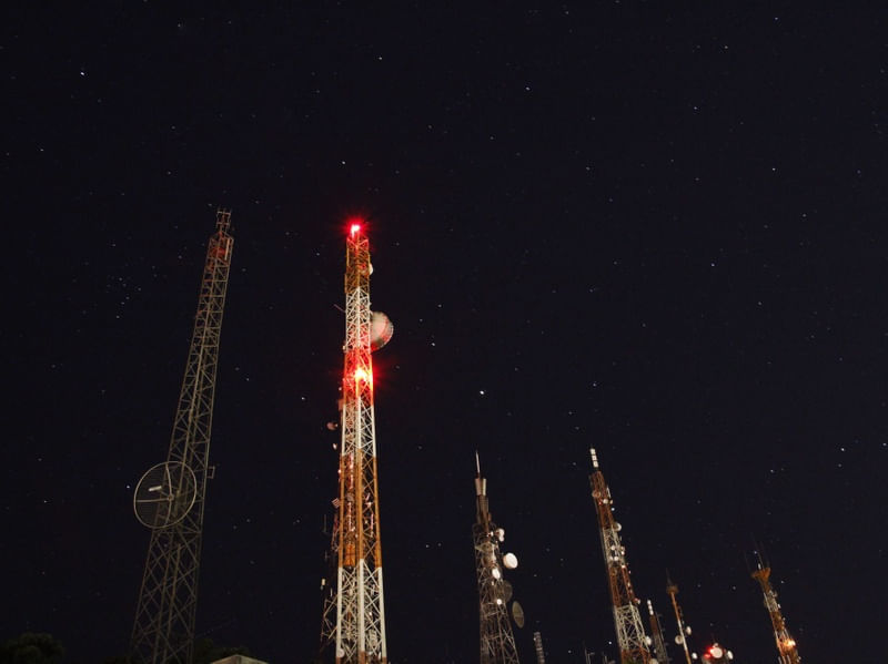 ANTENAS SOB ESTRELAS