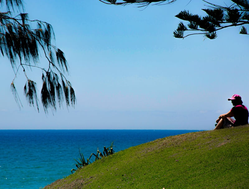 AUSTRALIA BURLEIGH HEADS JUST THINKING