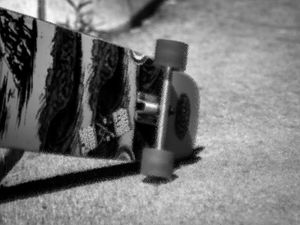 SKATE 17 UA