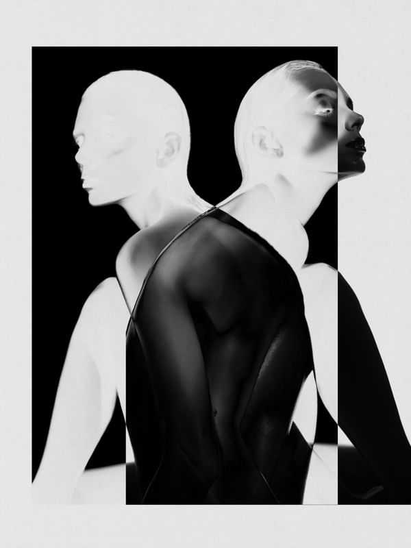 MODELS BLACKWHITE02