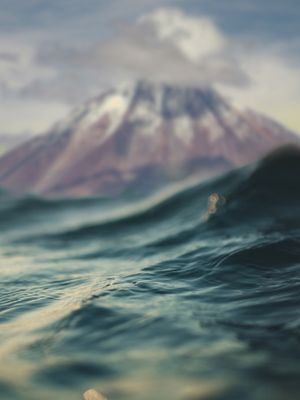 LAKE VOLCANO