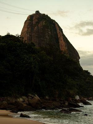 MONTANHA E PRAIA