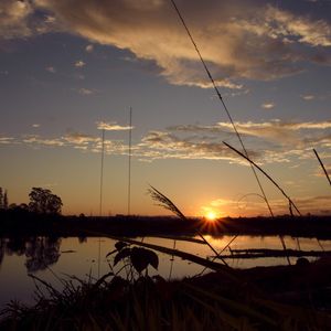 UM POR DO SOL