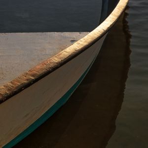 BARCO DOURADO