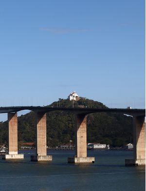 UM RETRATO DA TERCEIRA-PONTE E O CONVENTO DA PENHA