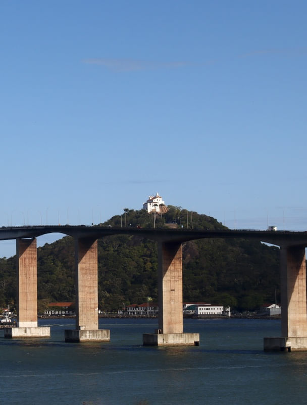 UM RETRATO DA TERCEIRA-PONTE E O CONVENTO DA PENHA