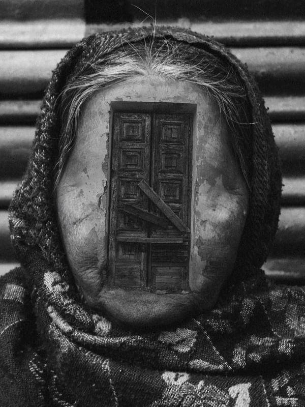 PORTA RACHADA